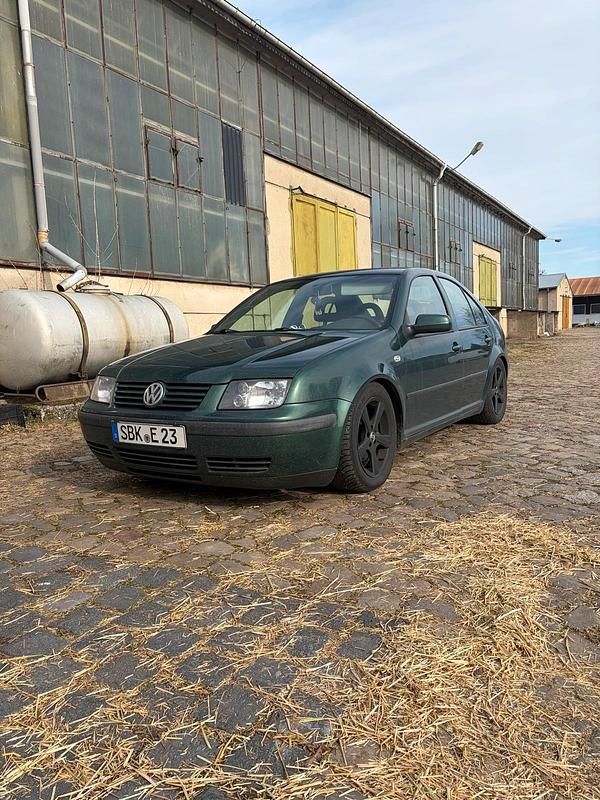 Gebraucht VW Bora 90 PS (66 kW) 2000 Grün Limousine