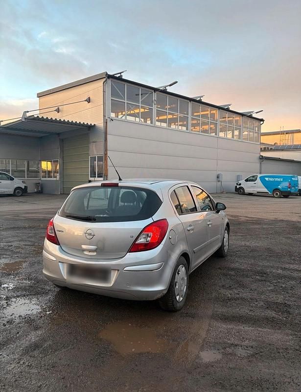 Gebraucht Opel Corsa 80 PS (58 kW) 2007 Silber Kleinwagen