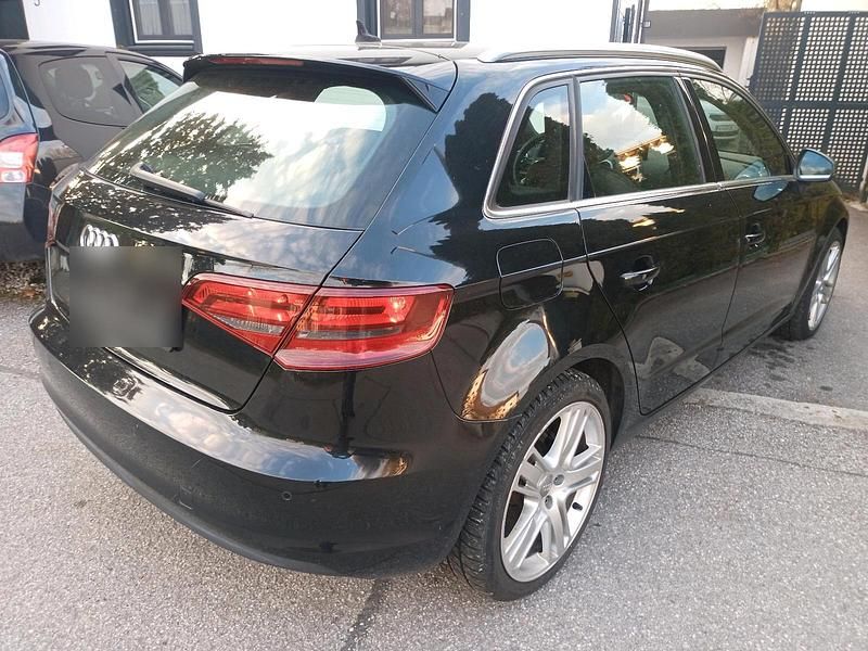 Gebraucht Audi A3 150 PS (110 kW) 2013 Schwarz Limousine
