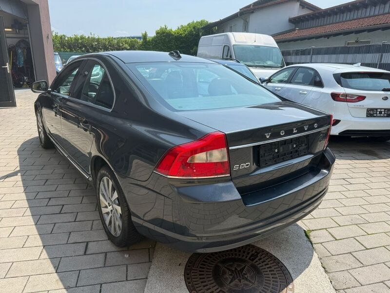 Gebraucht Volvo S80 163 PS (119 kW) 2012 Grau Limousine
