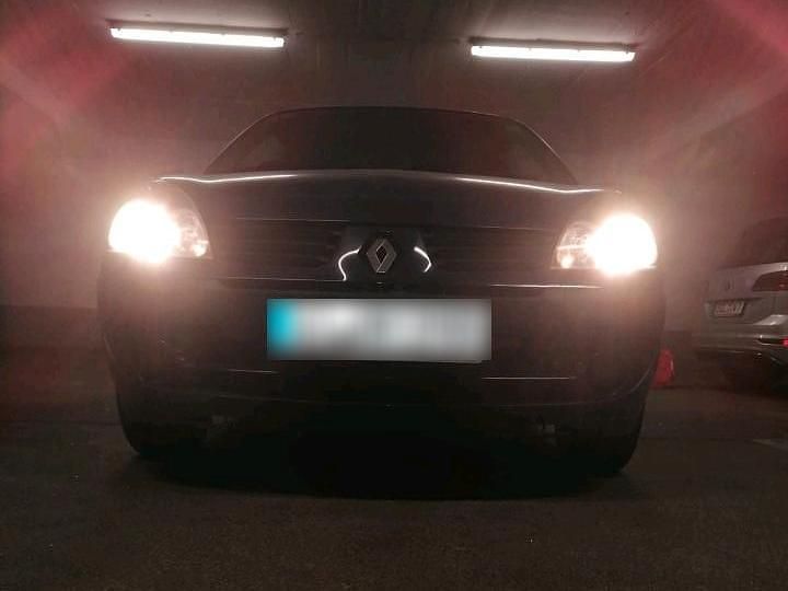 Gebraucht Renault Clio II 58 PS (42 kW) 2005 Blau Kleinwagen