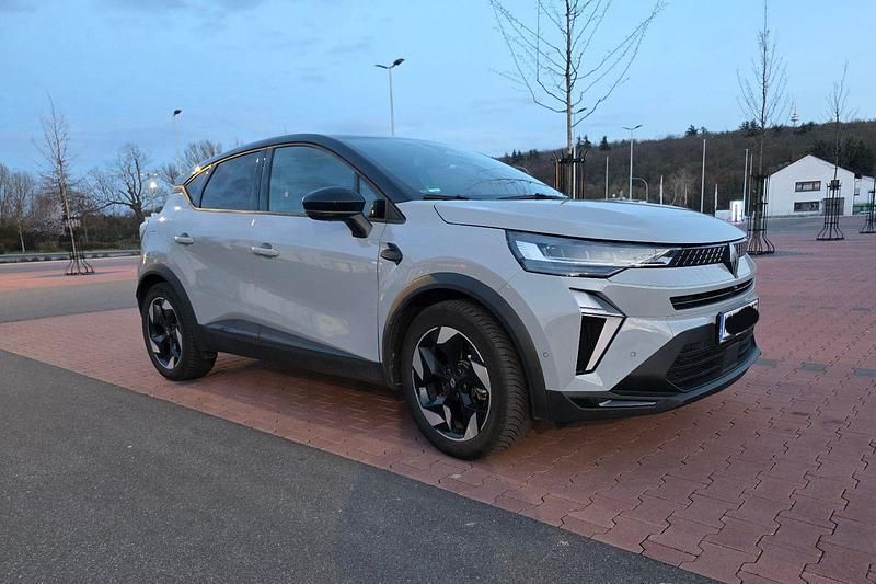 Gebraucht Renault Captur Techno 143 PS (105 kW) 2025 Grau SUV