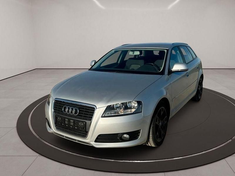 Gebraucht Audi A3 Ambition 105 PS (77 kW) 2010 Silber Limousine