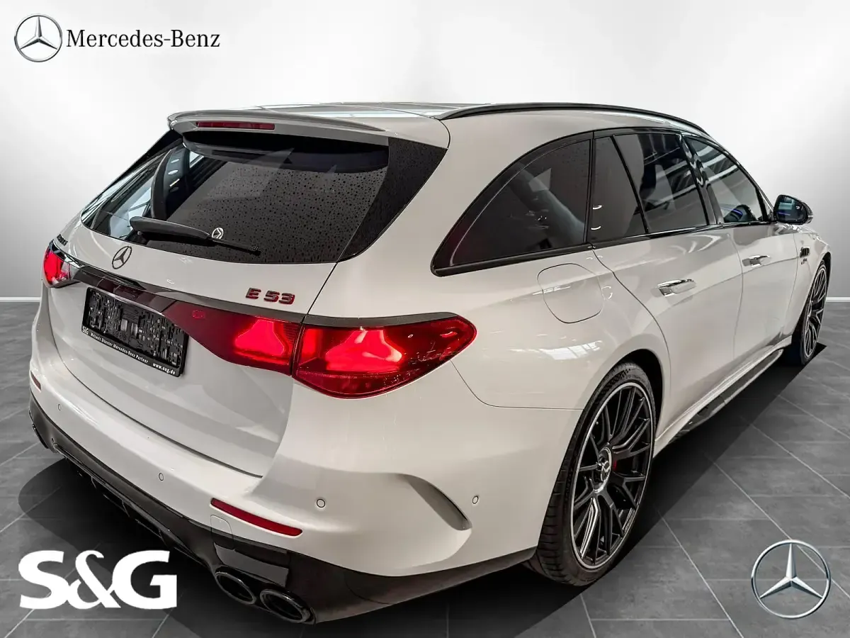 Gebraucht Mercedes E53 AMG AMG 449 PS (330 kW) 2025 Manufaktur lack manufaktur opalithweiß bright Kombi