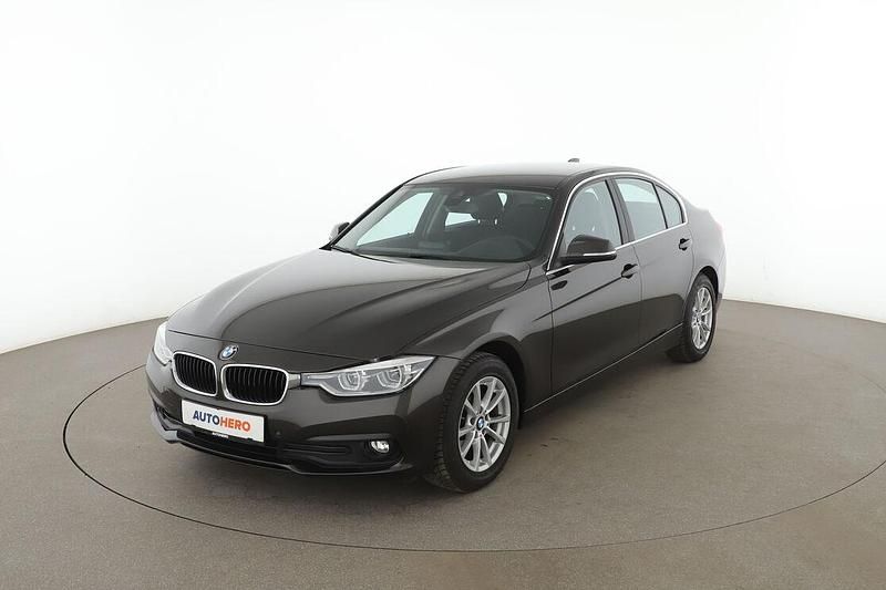 Braun Gebraucht 2015 BMW 318 Advantage Limousine | 14.990 € (Fairer Preis) - Bild 1/3