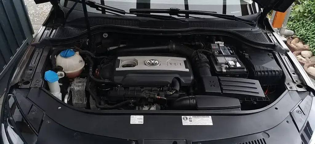 Gebraucht VW CC 160 PS (117 kW) 2012 Braun Limousine
