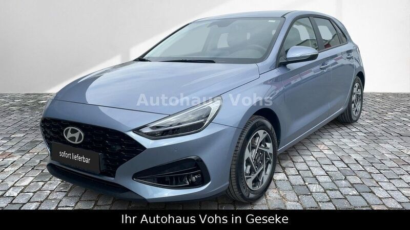 Blau Neu 2025 Hyundai i30 Kleinwagen | 22.970 € (Fairer Preis) - Bild 1/3