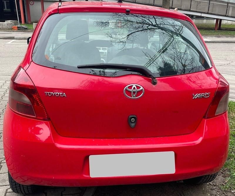 Gebraucht Toyota Yaris 87 PS (63 kW) 2007 Rot Kleinwagen