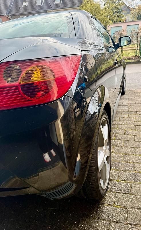 Gebraucht Opel Tigra 125 PS (91 kW) 2006 Schwarz Cabrio