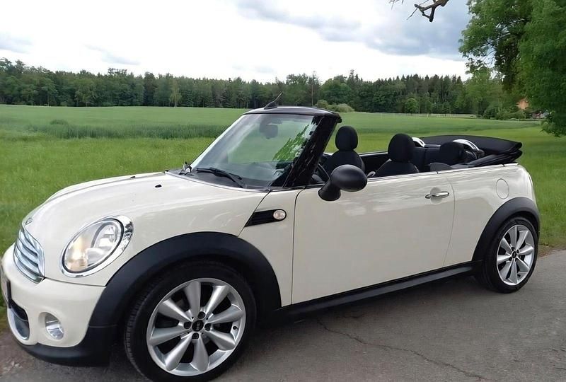 Weiß Gebraucht 2013 Mini ONE Pepper Kleinwagen | 7.800 € (Teuer) - Bild 1/4