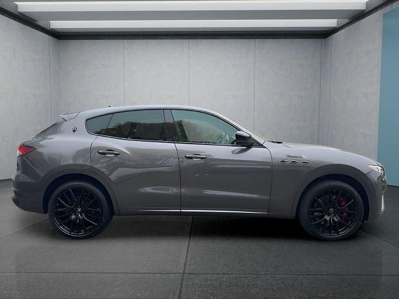 Gebraucht Maserati Levante 430 PS (316 kW) 2023 Grau SUV