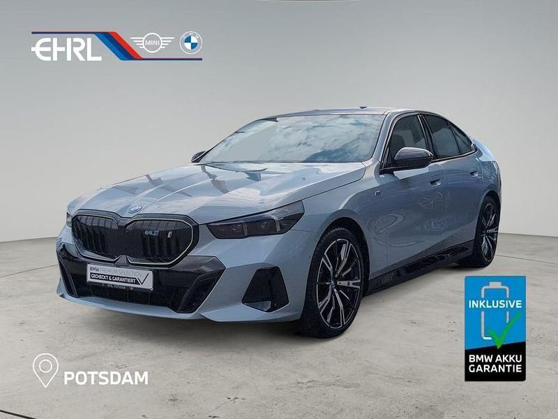 Grau Gebraucht 2024 BMW i5 M Sport Limousine | 65.990 € (Superpreis) - Bild 1/4