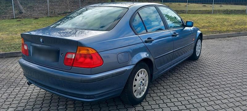 Gebraucht BMW 316 105 PS (77 kW) 2000 Blau Limousine