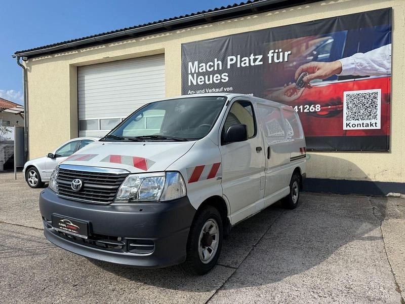 Weiß Gebraucht 2011 Toyota HiAce Van / Kleinbus | 6.899 € - Bild 1/4