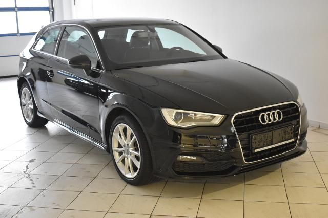 Schwarz Gebraucht 2015 Audi A3 S-Line Limousine | 14.499 € (Guter Preis) - Bild 1/4