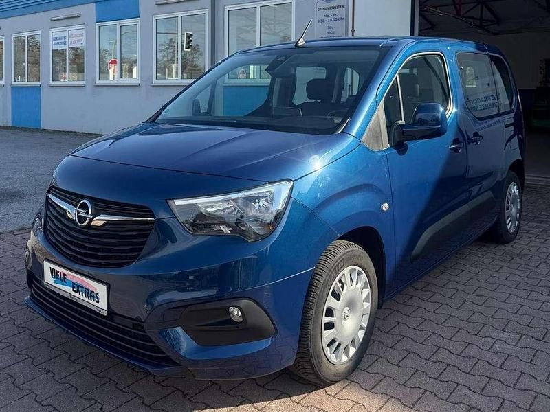 Gebraucht Opel Combo Edition 110 PS (80 kW) 2019 Ozean blau Van / Kleinbus