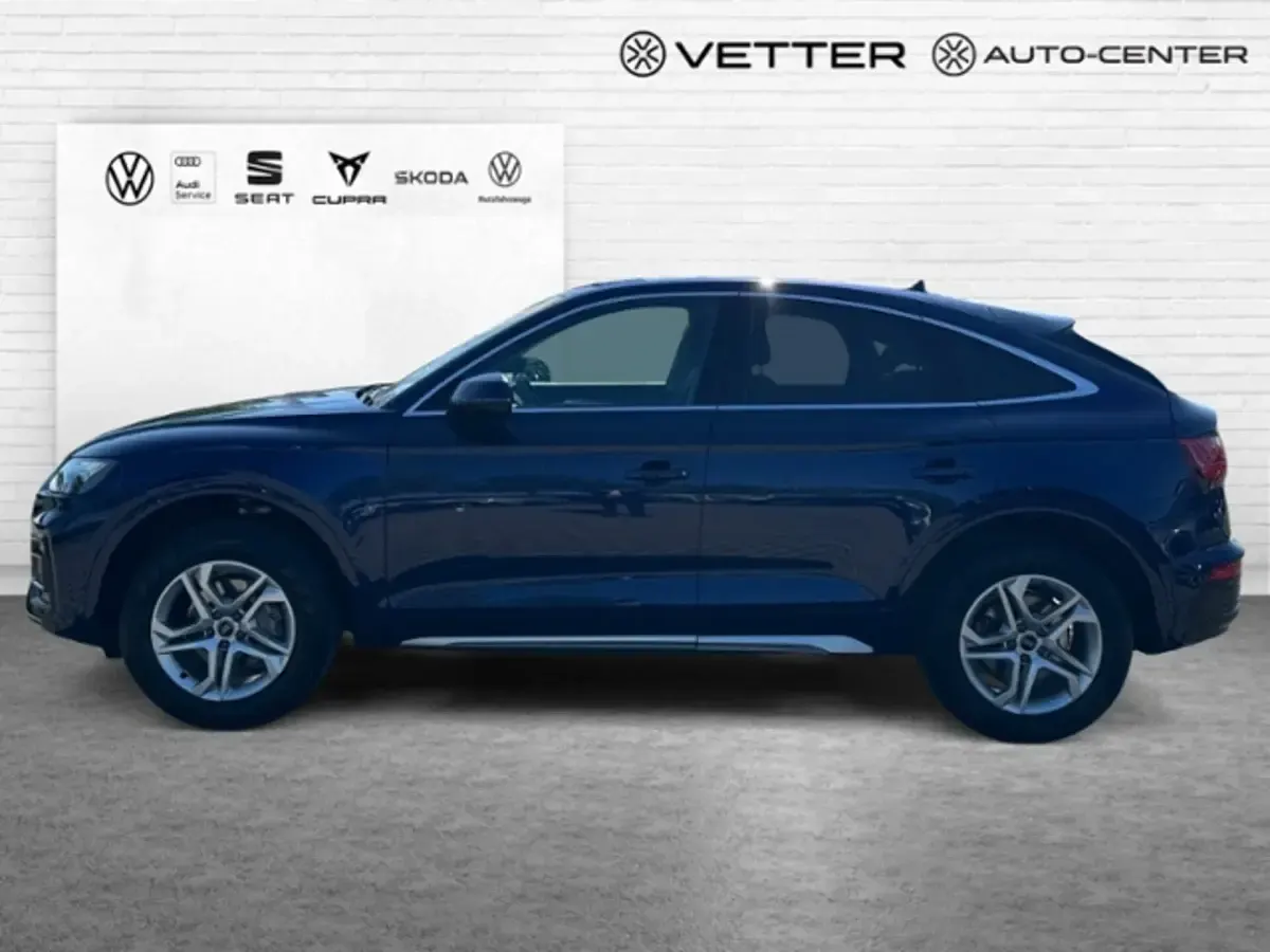 Gebraucht Audi Q5 Sportback Advanced Plus 204 PS (150 kW) 2022 Blau SUV