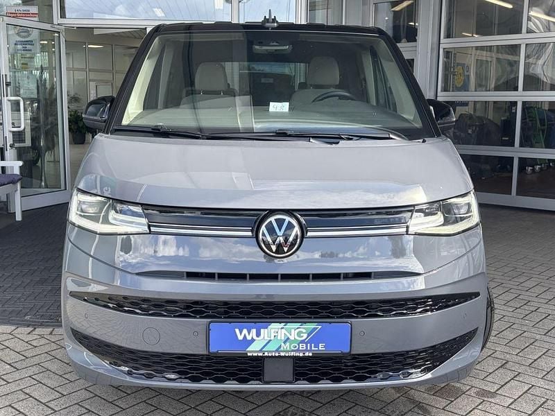 Gebraucht VW Multivan Edition 150 PS (110 kW) 2024 Puregrey+deepblack Van