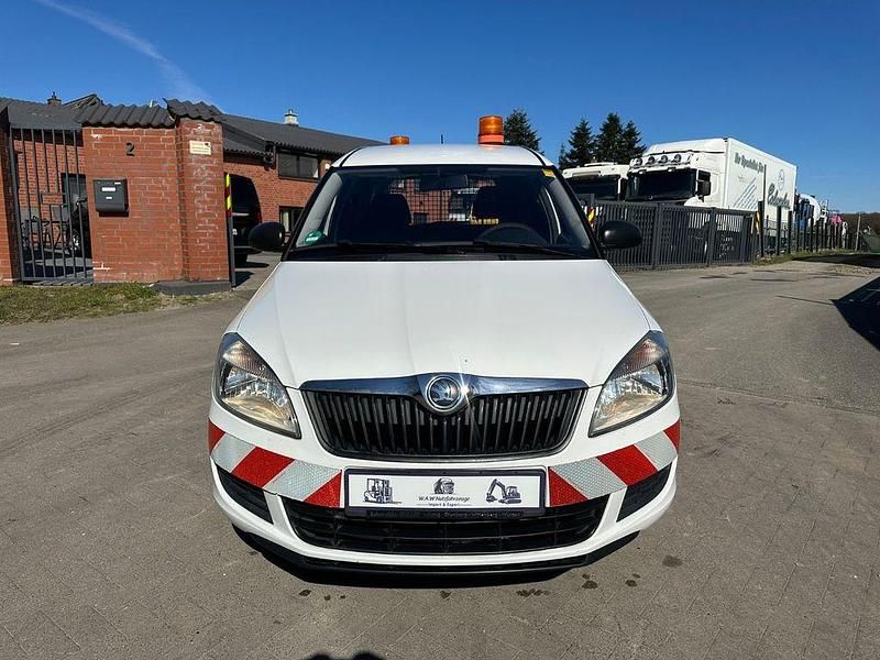 Gebraucht Skoda Roomster 75 PS (55 kW) 2014 Weiß Van / Kleinbus