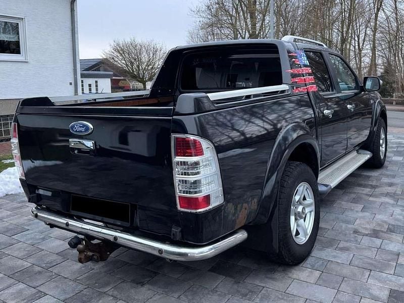 Gebraucht Ford Ranger 156 PS (114 kW) 2011 Schwarz Abholung