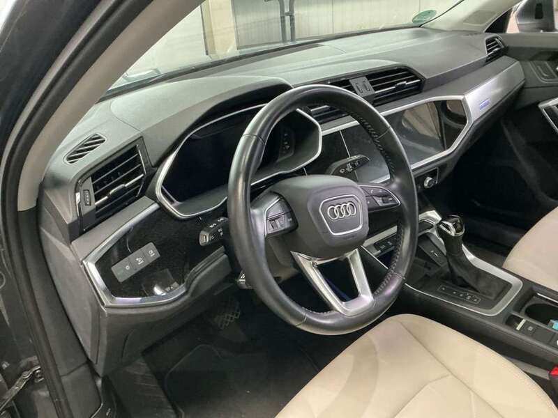 Grau Gebraucht 2020 Audi Q3 S-Line SUV | 29.300 € (Guter Preis) - Bild 1/4