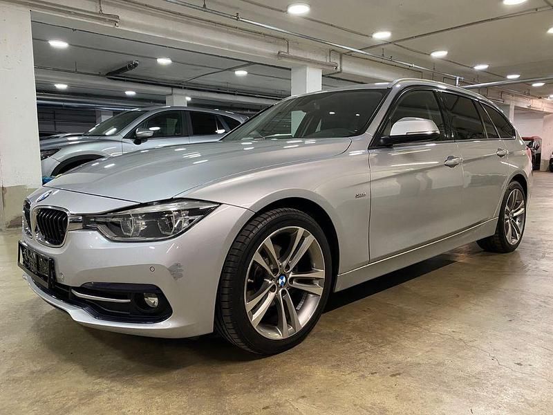 Silber Gebraucht 2016 BMW 316 Sport Line Kombi | 12.499 € (Fairer Preis) - Bild 1/4