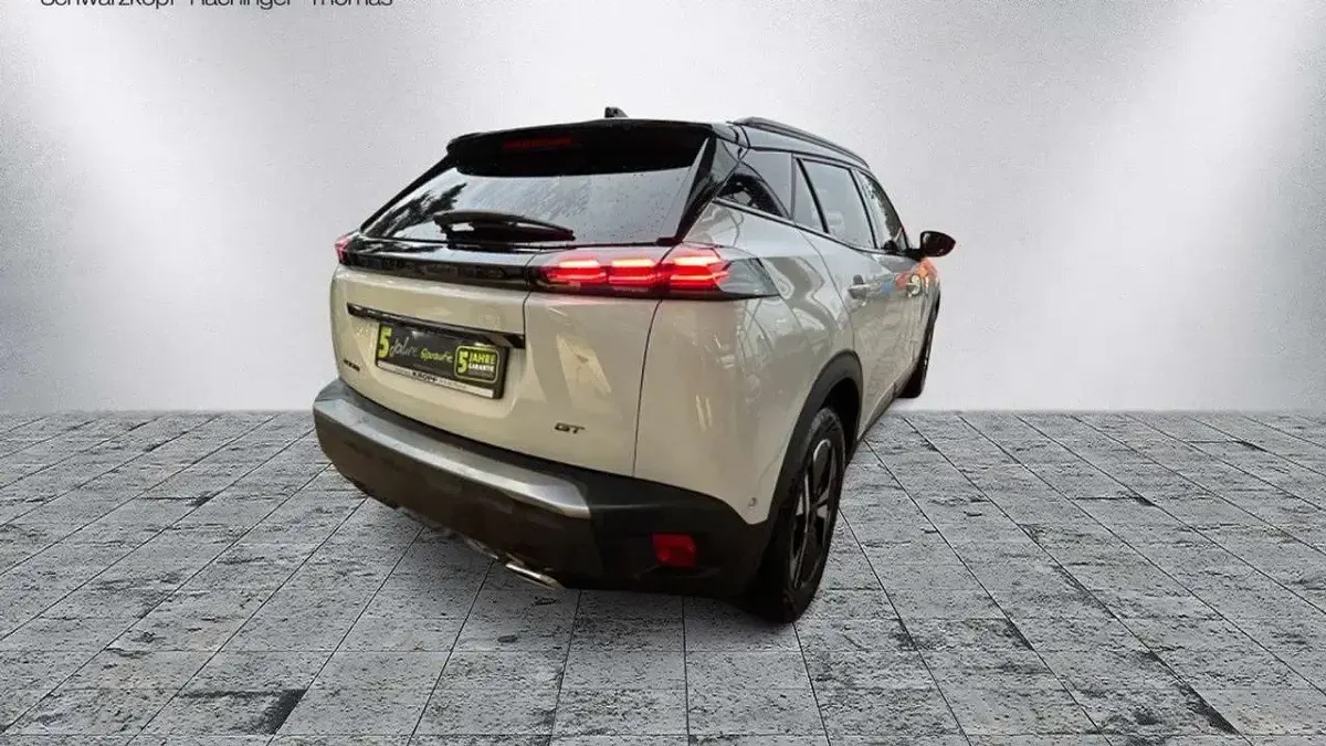 Gebraucht Peugeot 2008 GT 131 PS (96 kW) 2023 Weiß SUV