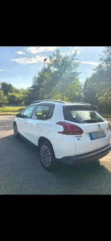 Gebraucht Peugeot 2008 Active 83 PS (61 kW) 2019 Weiß SUV