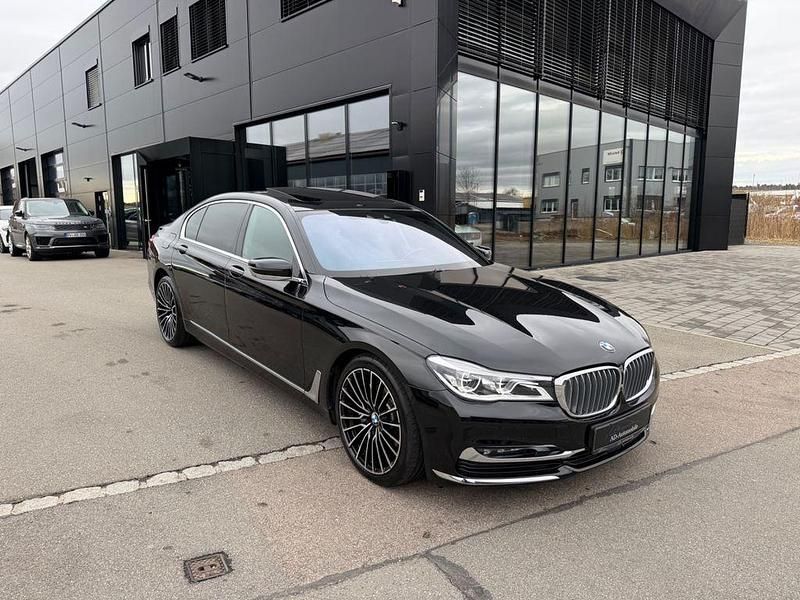 Gebraucht BMW 730 Performance 265 PS (194 kW) 2015 Schwarz Limousine