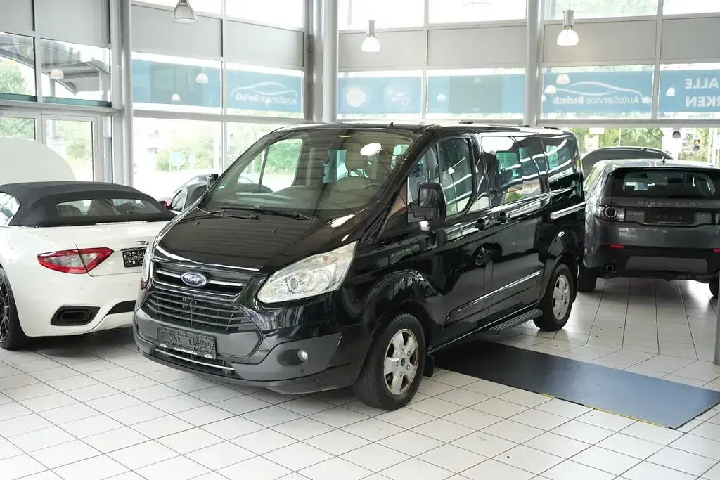 Gebraucht Ford Tourneo 170 PS (125 kW) 2016 Schwarz Kombi