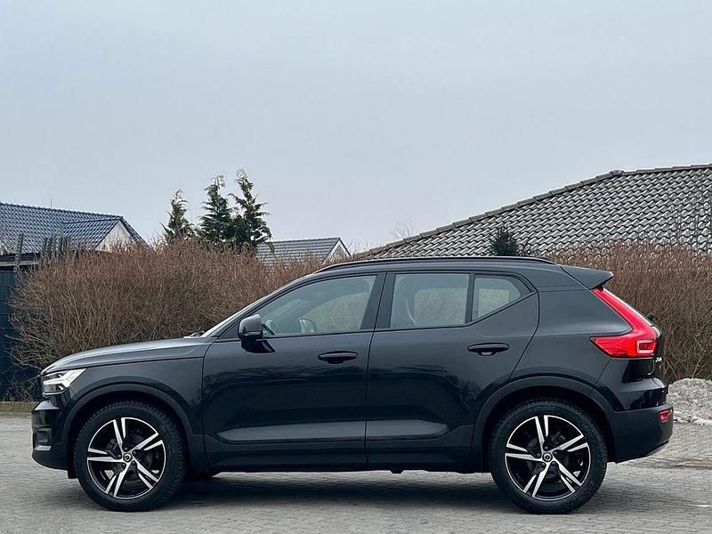 Gebraucht Volvo XC40 R-Design 150 PS (110 kW) 2020 Schwarz SUV
