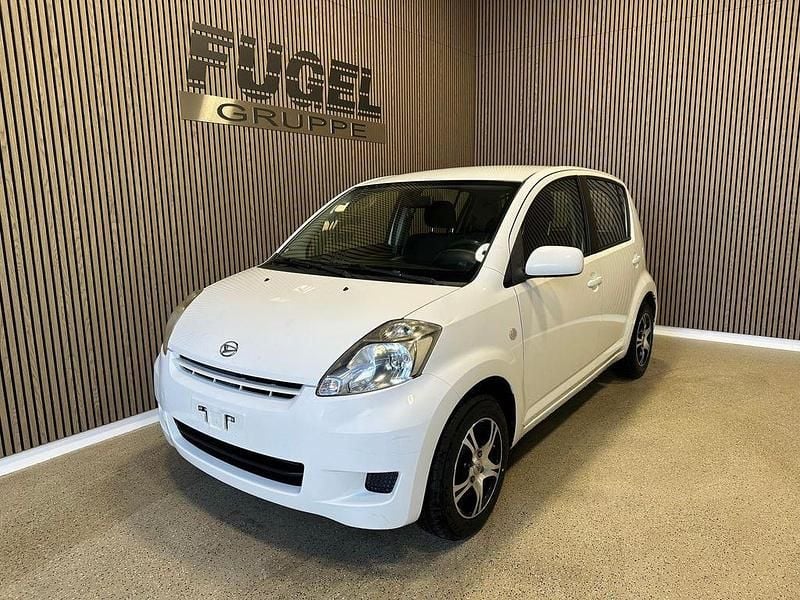 Gebraucht Daihatsu Sirion 69 PS (50 kW) 2009 Andere Kleinwagen