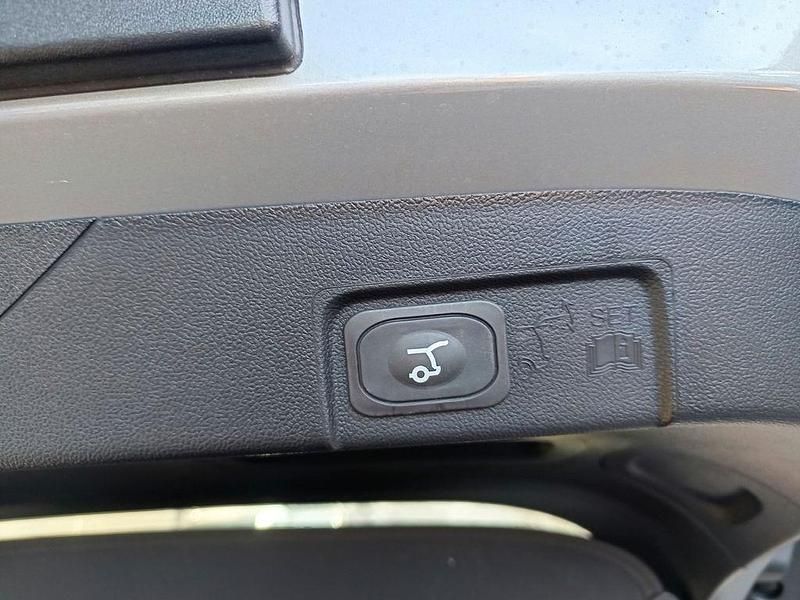 Neu Ford Puma Gen-E Premium 124 kW (169 PS) 2025 Silber SUV