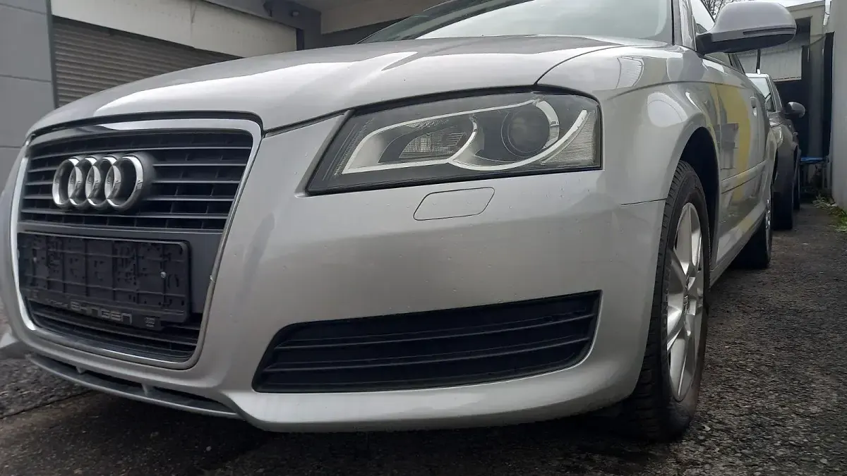 Second-hand Audi A3 Ambiente 160 CP (117 kW) 2009 Argintiu Hatchback