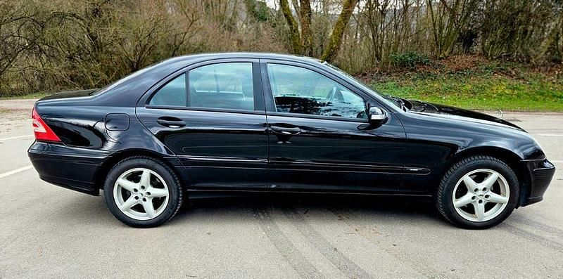 Gebraucht Mercedes C180 Classic 143 PS (105 kW) 2004 Schwarz Limousine