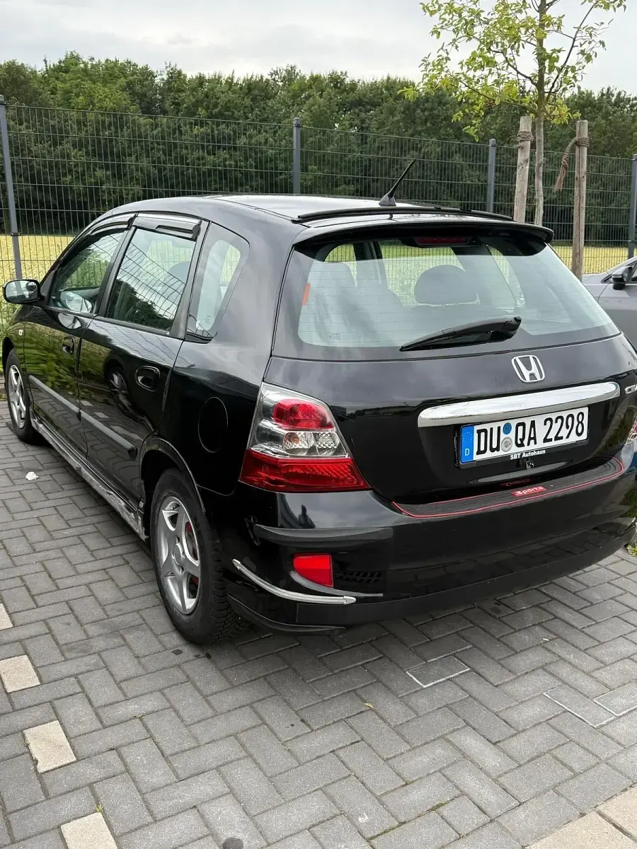 Gebraucht Honda Civic 90 PS (66 kW) 2005 Schwarz Kleinwagen