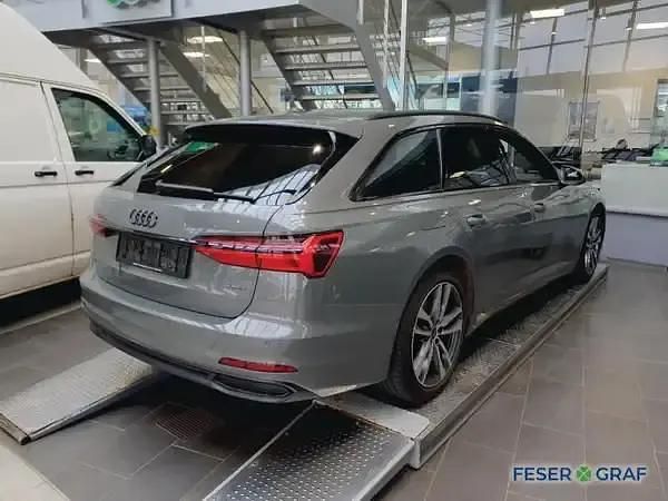 Gebraucht Audi A6 Comfort 299 PS (219 kW) 2022 Chronosgrau metallic Kombi