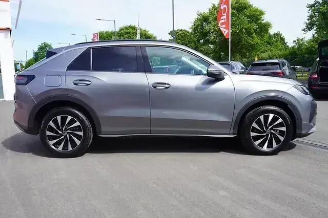 Neu VW T-Roc 2026 Andere SUV