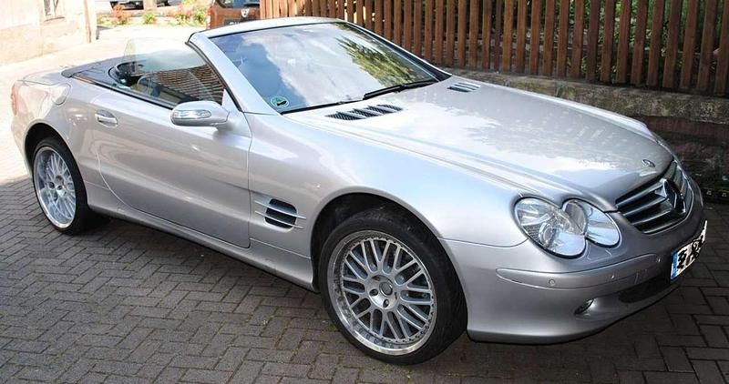 Silber Gebraucht 2004 Mercedes SL500 Cabrio | 16.900 € (Fairer Preis) - Bild 1/4