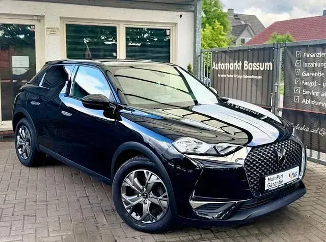Gebraucht DS Automobiles DS3 Crossback Bastille 101 PS (74 kW) 2022 Lackierung schwarz perla nera/ty (metallic) SUV