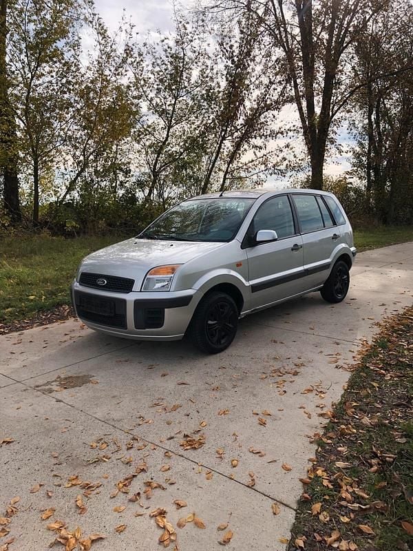 Silber Gebraucht 2008 Ford Fusion Kleinwagen | 2.250 € (Fairer Preis) - Bild 1/4