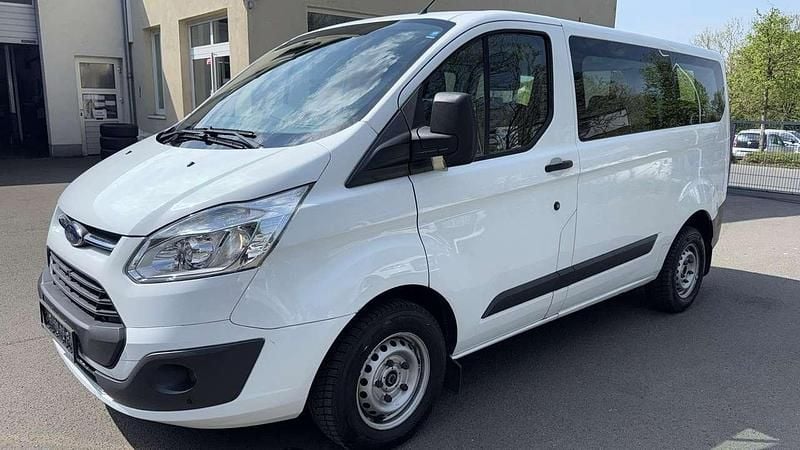 Second-hand Ford Transit Trend 105 CP (77 kW) 2017 Alb Monovolum