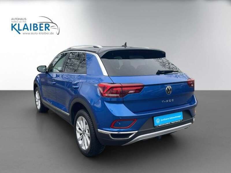 Gebraucht VW T-Roc Style 150 PS (110 kW) 2024 Ravennablau (metallic) SUV