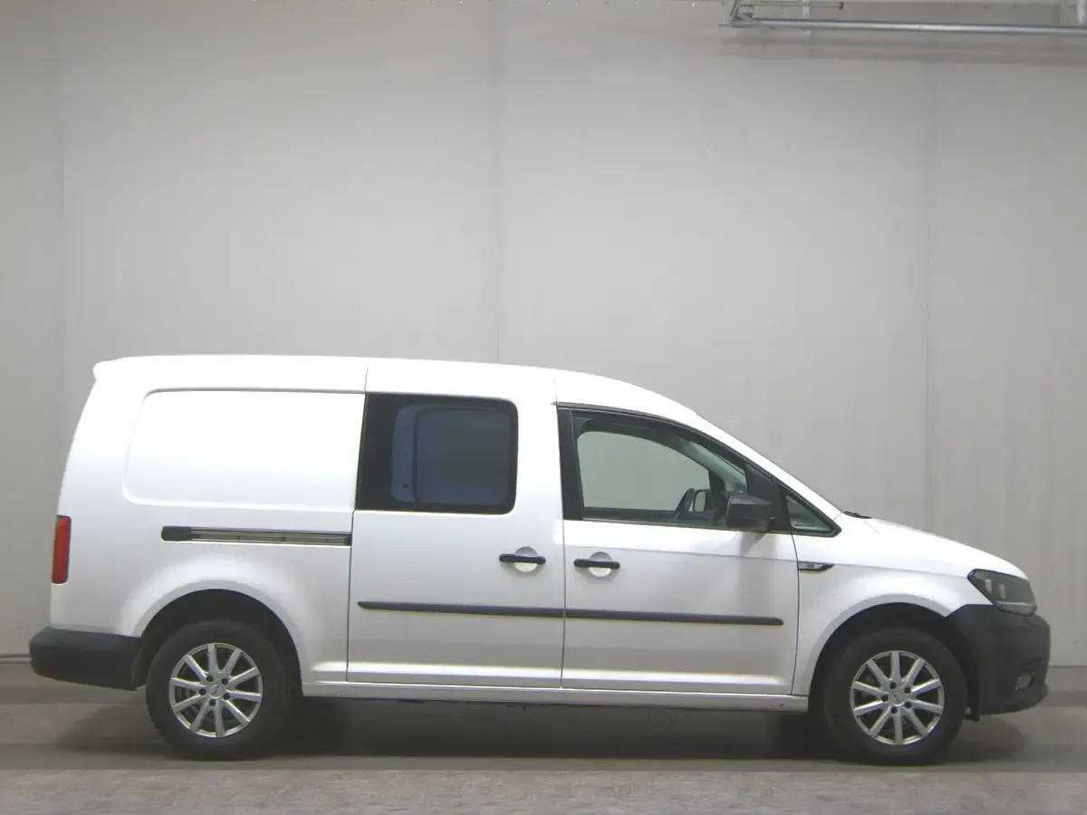 Gebraucht VW Caddy 102 PS (75 kW) 2020 Candyweiß Van / Kleinbus