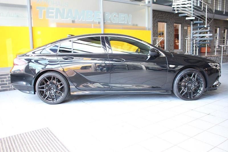 Gebraucht Opel Insignia Exklusiv 209 PS (153 kW) 2018 Schwarz Limousine