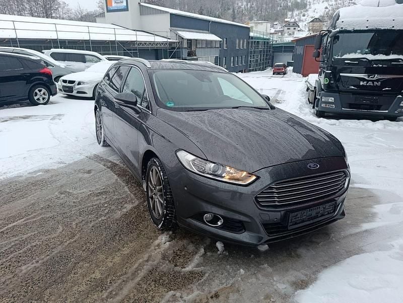 Grau Gebraucht 2016 Ford Mondeo Titanium Kombi | 7.799 € (Guter Preis) - Bild 1/4