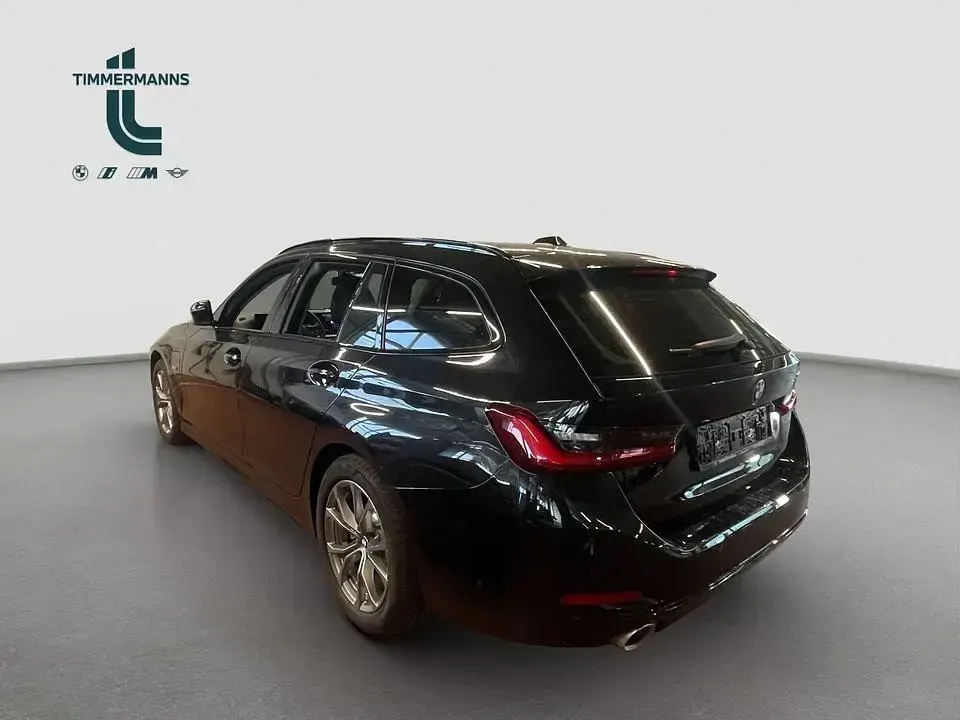 Gebraucht BMW 330e 292 PS (214 kW) 2023 Schwarz Kombi