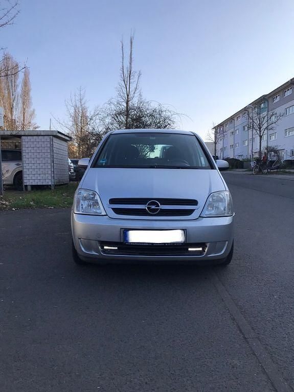 Gebraucht Opel Meriva 101 PS (74 kW) 2005 Silber Van / Kleinbus