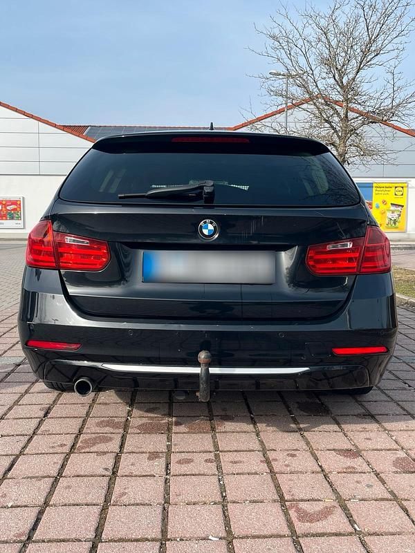 Używany BMW 320 184 KM (135 kW) 2012 Czarny Kombi