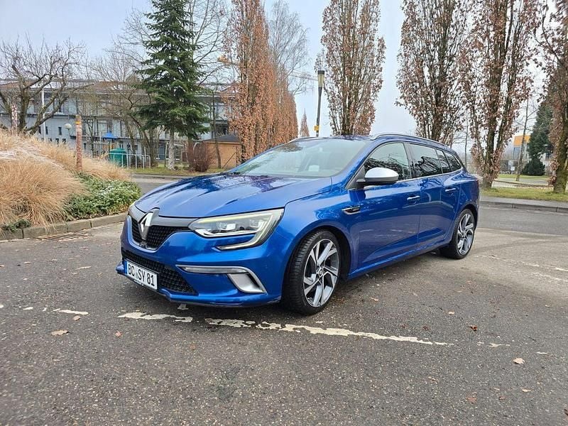 Blau Gebraucht 2017 Renault Mégane GT GT Coupé | 13.490 € (Fairer Preis) - Bild 1/4